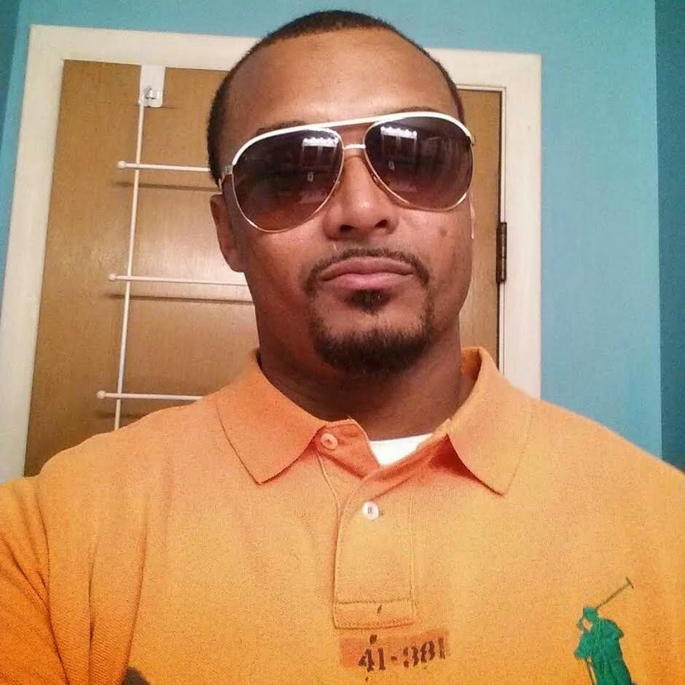 Meet your Posher, Charles